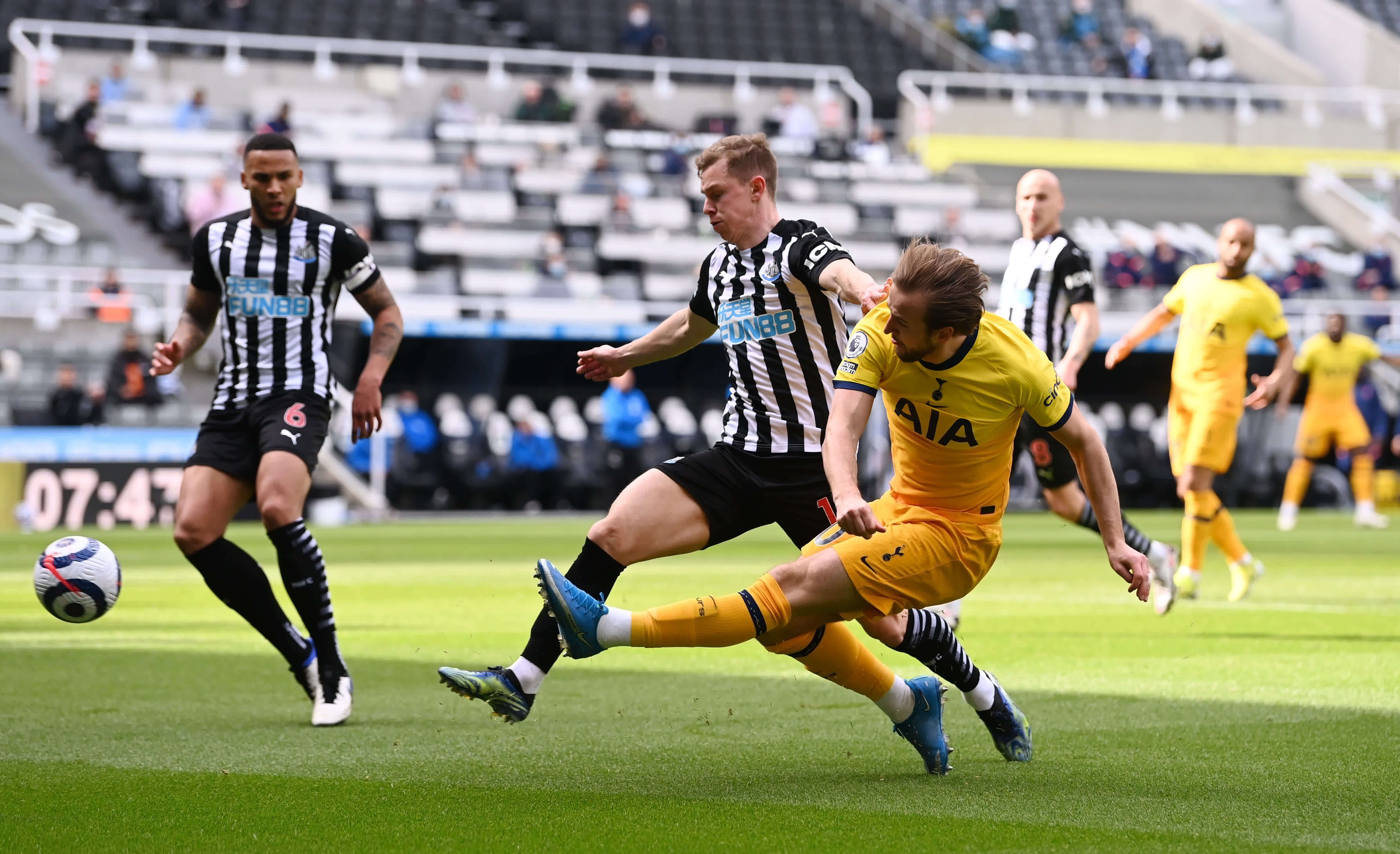 更象征着不 更象征着不