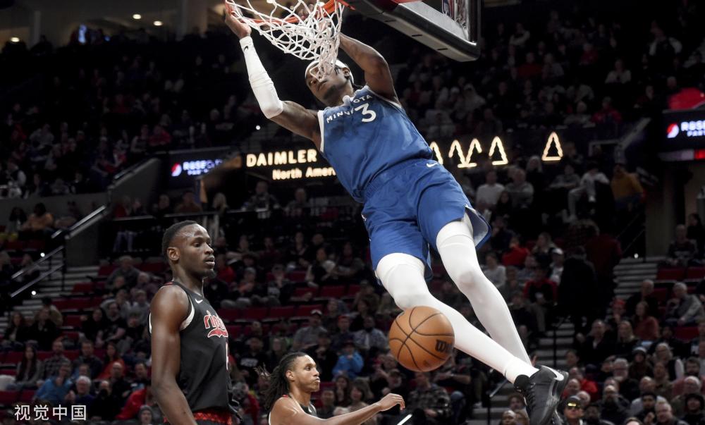 队的较量中 队的较量中