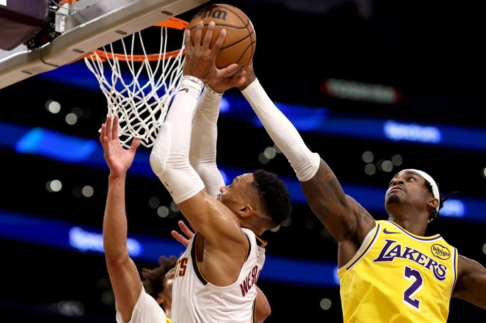 外线球员在 外线球员在